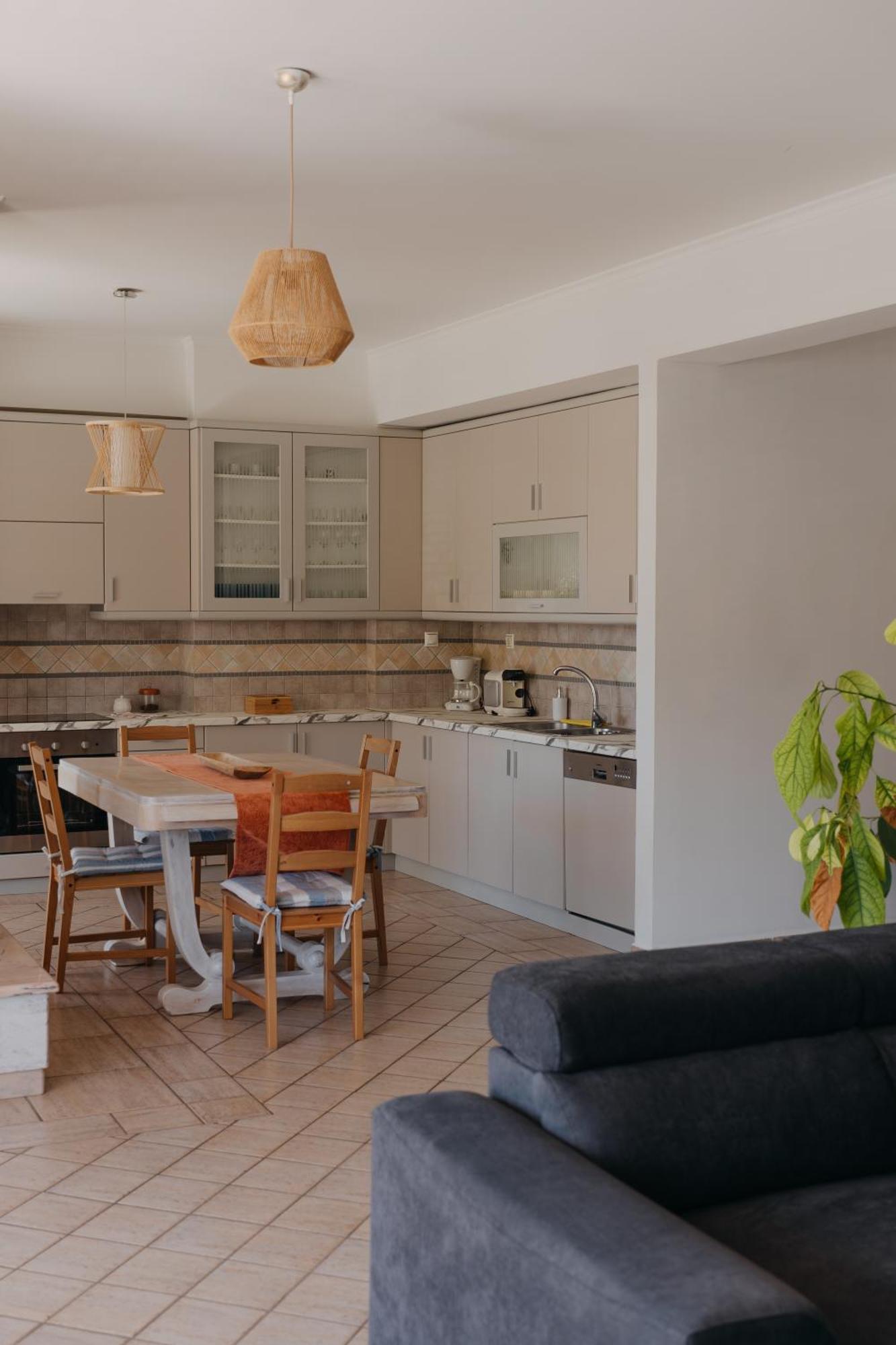 Lazarus 2Bd Apartment In The Center Patras Buitenkant foto
